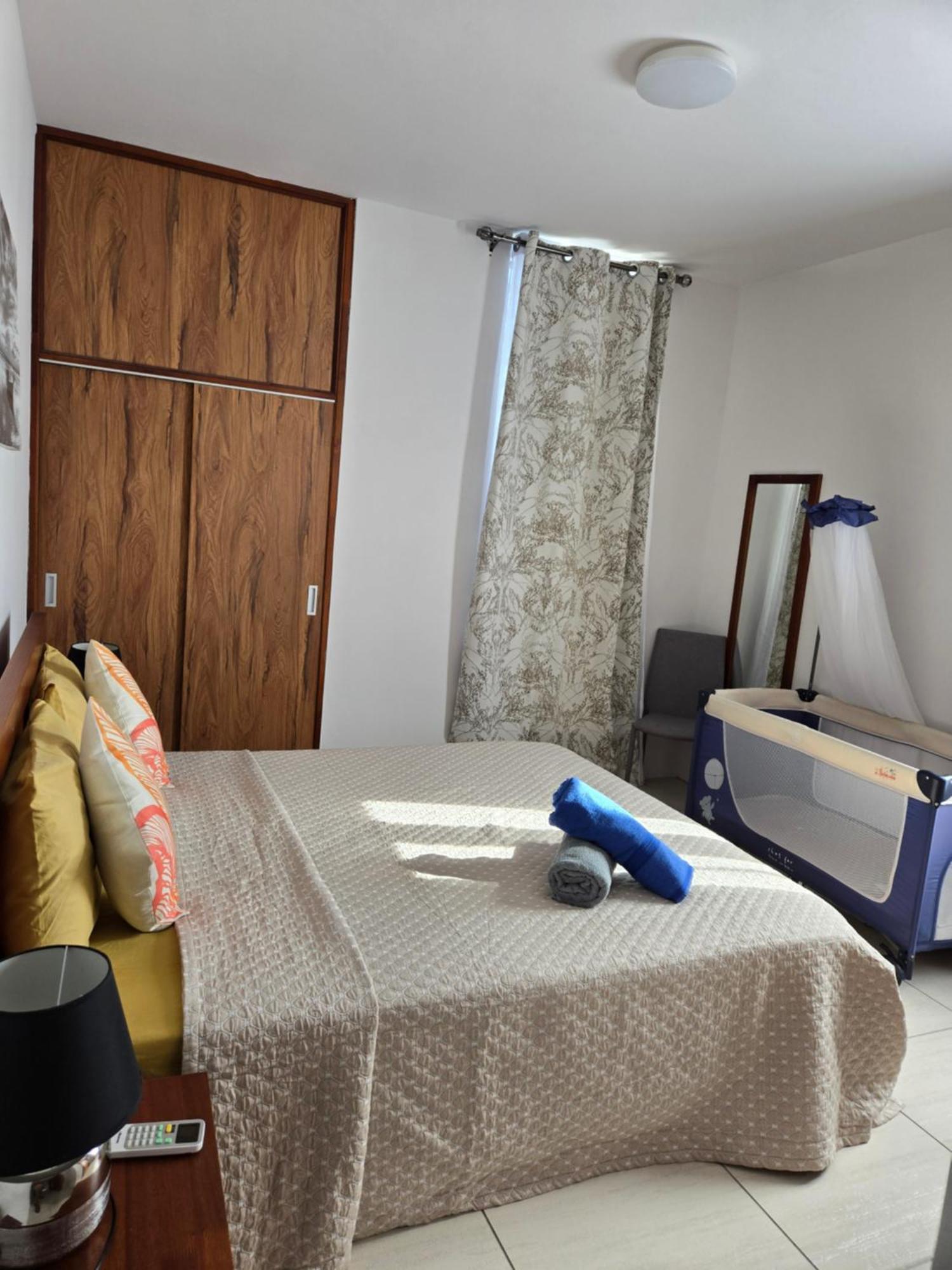 Modern And Cosy Condo: Westwood Apartments Flic-en-Flacq Εξωτερικό φωτογραφία